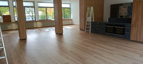 Entfernen und Vorbereiten von Bestandsflächen